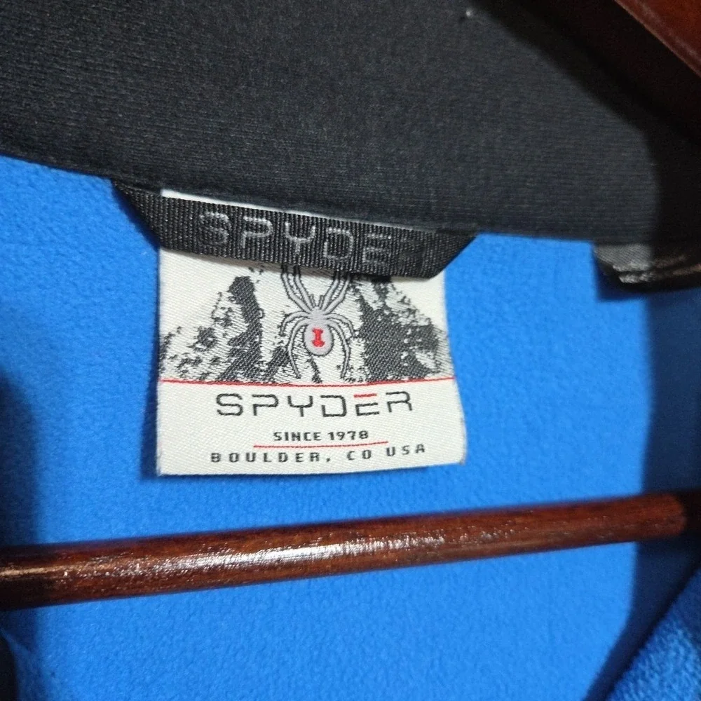 Spyder conquer slopes